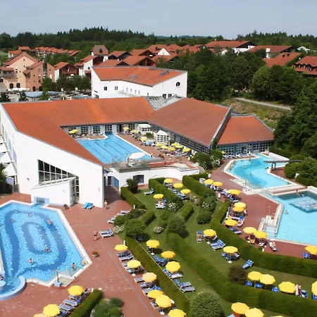 Herrliche Mit Grill Und Garten * Bayerbach